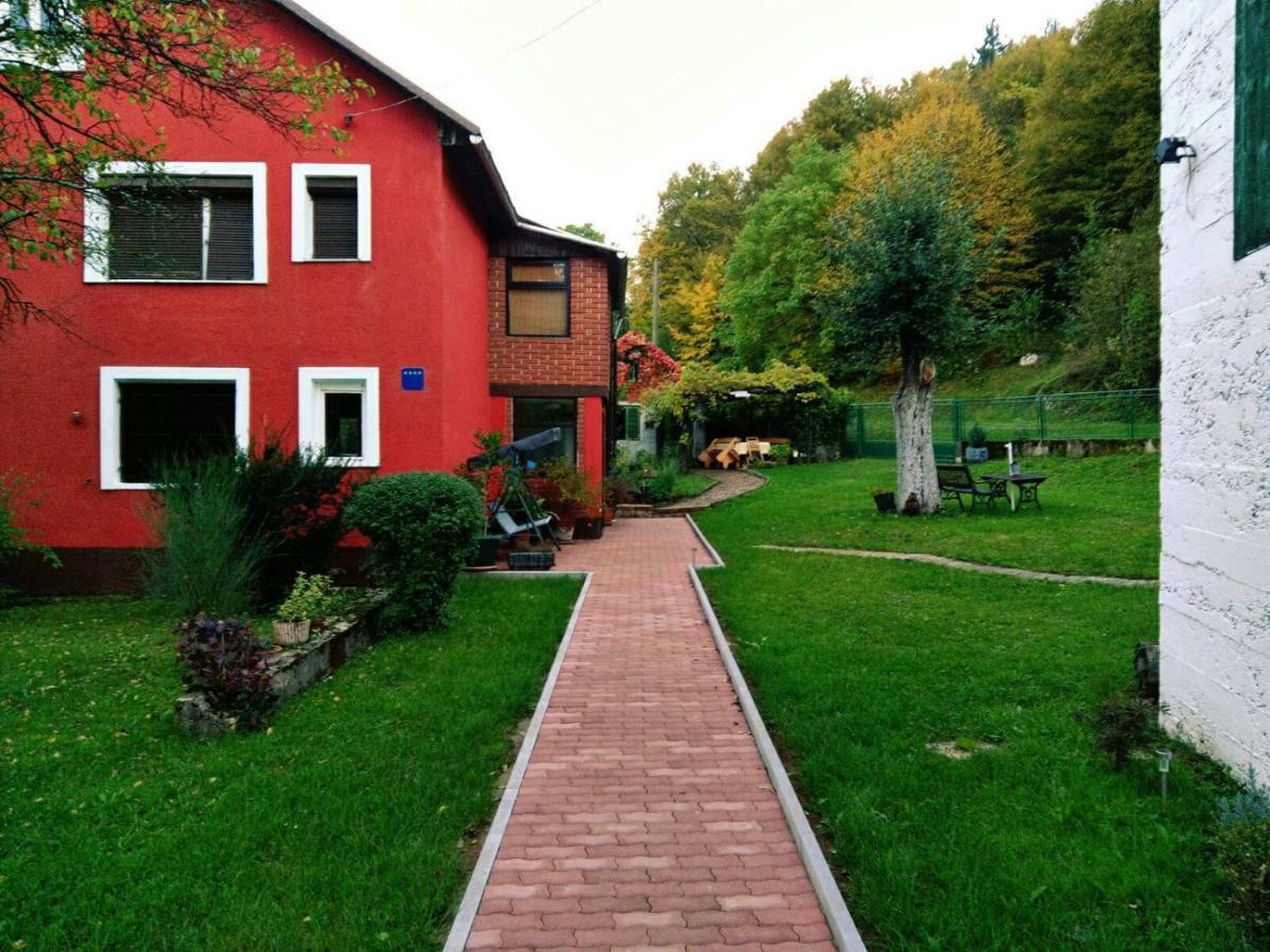 Holiday Home Modric Otocac Exterior photo